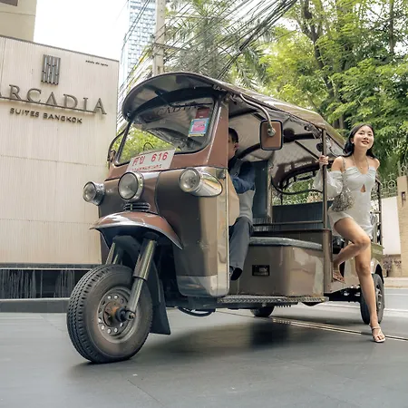 Arcadia Suites Ploenchit Bangkok-2